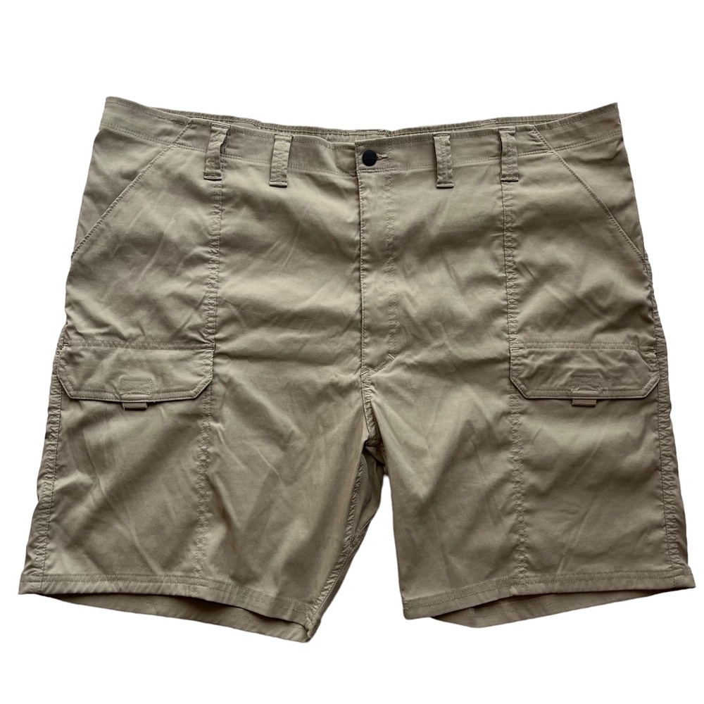 Wrangler Shorts Men's 46 Beige Cargo Utility Outdoor Work Hiking Casual Hike